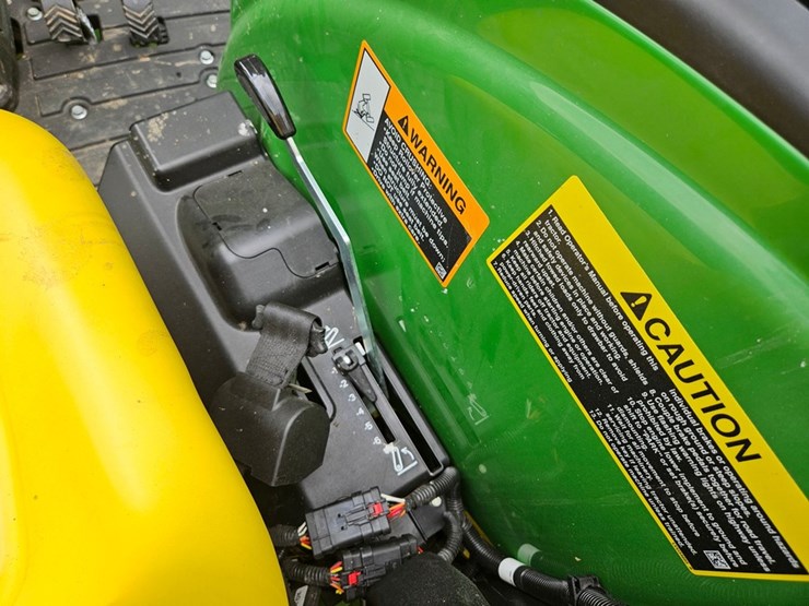 john-deere-4066m-image-23