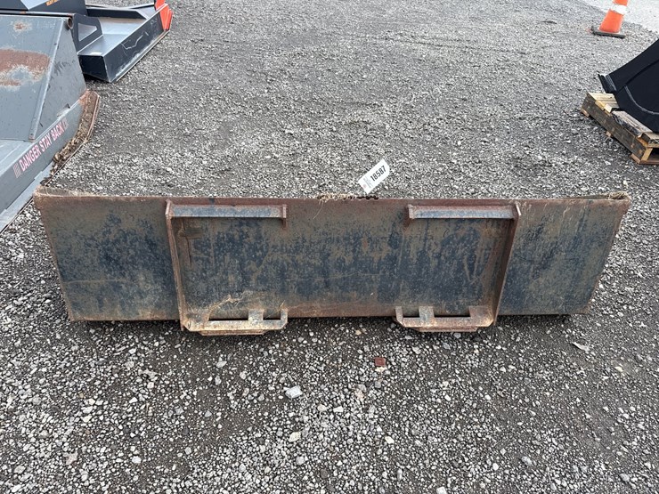 #2004-•-78"-skid-steer-smooth-bucket-image-3