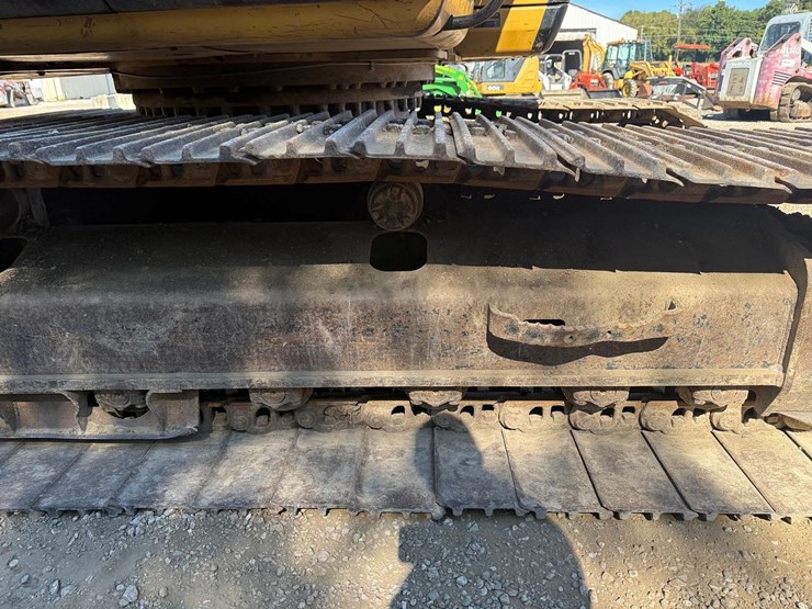 2005-caterpillar-320cl-image-12