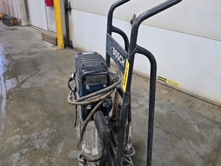 #9688-•-bosh-3611-brute-turbo-jack-hammer-image-2
