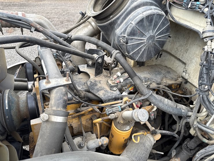 2007-peterbilt-340-image-22