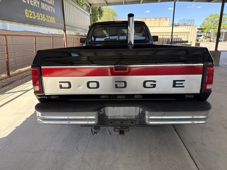 1992-dodge-d350-p/u-image-8