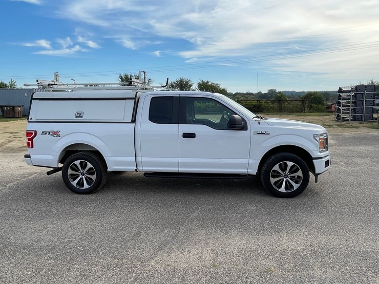 2020-ford-f150-image-4