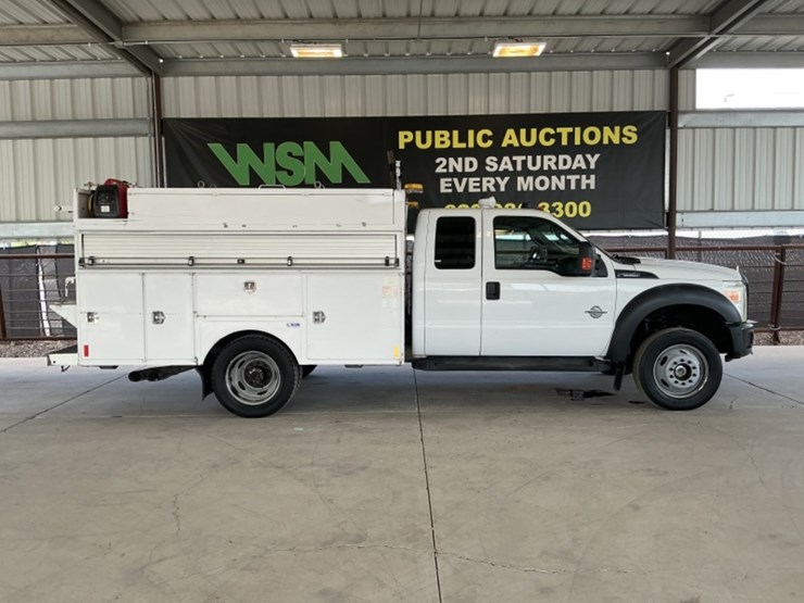 2016-ford-f550-image-1