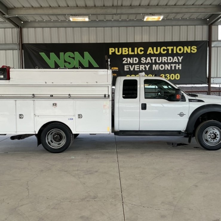 2016 FORD F550