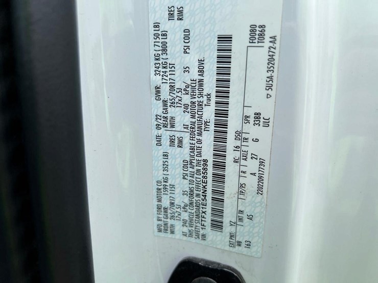 2022-ford-f150-image-15
