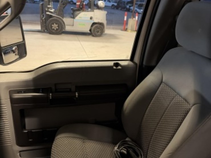 2014-ford-f250-image-26