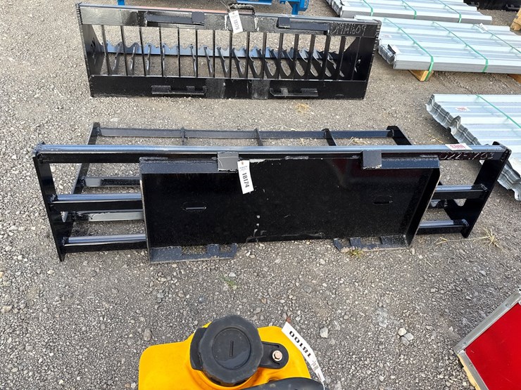 #1003-•-72"-skid-steer-land-plane-image-3