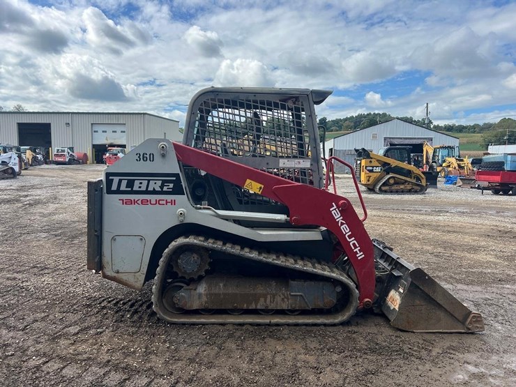 2020-takeuchi-tl8-image-8