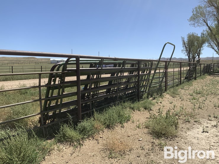 powder-river-portable-panels-w/gate-image-7