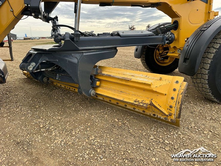 john-deere-872-image-36