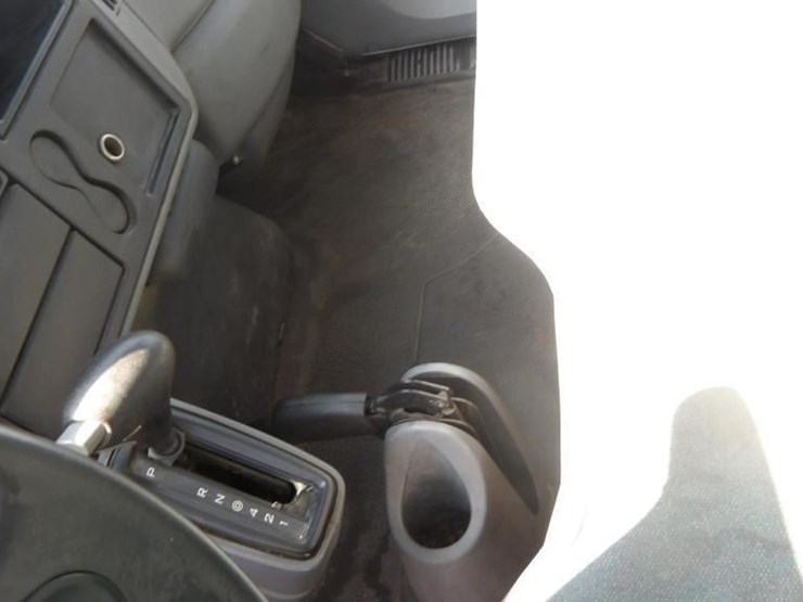 2006-international-durastar-4200-image-27