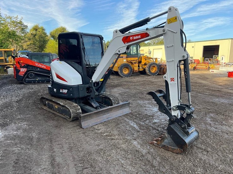 2024-bobcat-e38-image-8