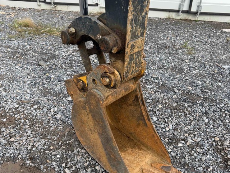 deere-35g-image-10