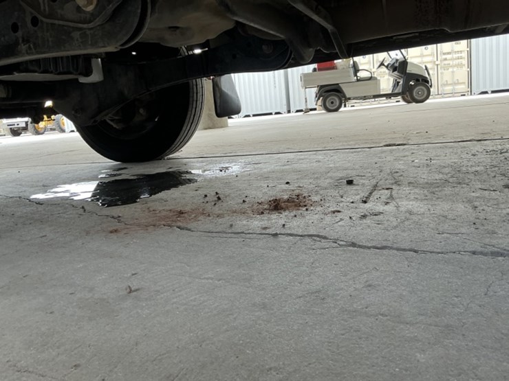 2015-ford-f550-image-25