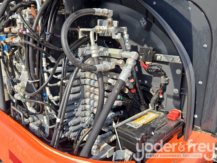 2022-kubota-kx040-4-image-39