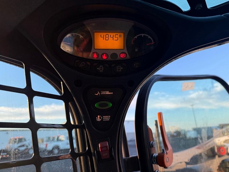 2018-bobcat-s550-image-23