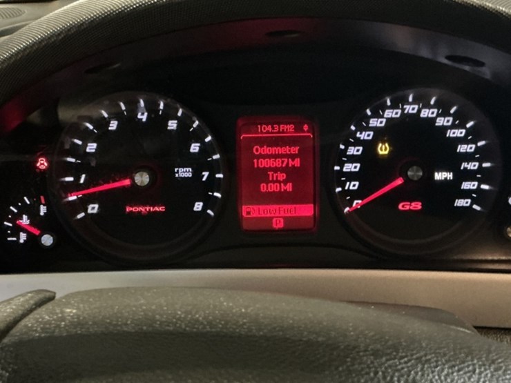 2008-pontiac-g8-sdn-image-16