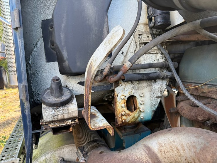 #3509-•-freightliner-sleeper-cab-truck-tractor-image-28