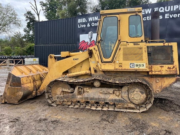 caterpillar-953-image-3