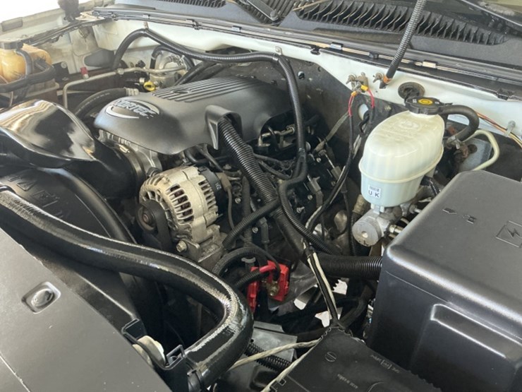 2005-chevrolet-silverado-2500hd-image-12