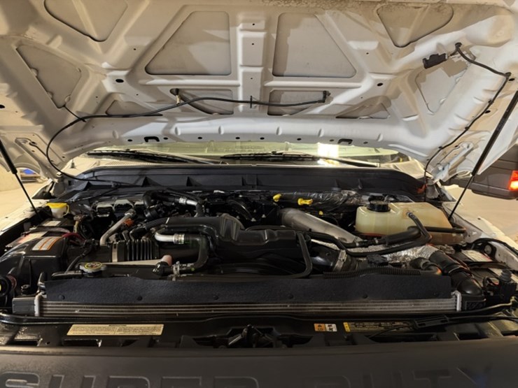 2014-ford-f250-image-16