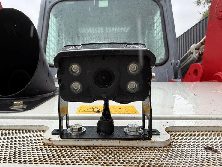 2012-takeuchi-tl250-image-16