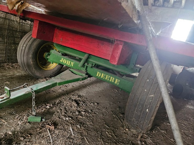 #8721-•-john-deere-running-gear-and-flat-rack-image-4