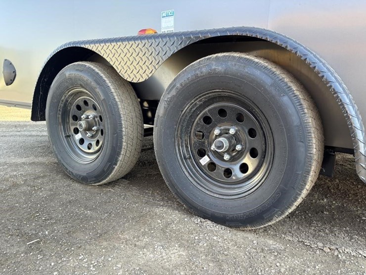 2027-southland-lcht35-718v-86-enclosed-trailer-image-18