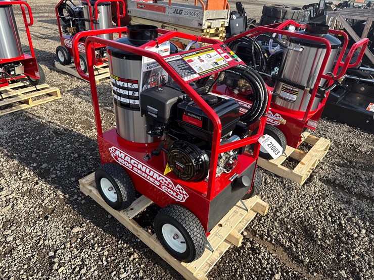 #2059-•-magnum-4000-series-heated-pressure-washer-image-4