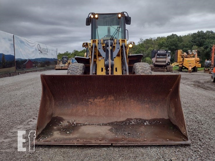 2006-deere-444j-image-2