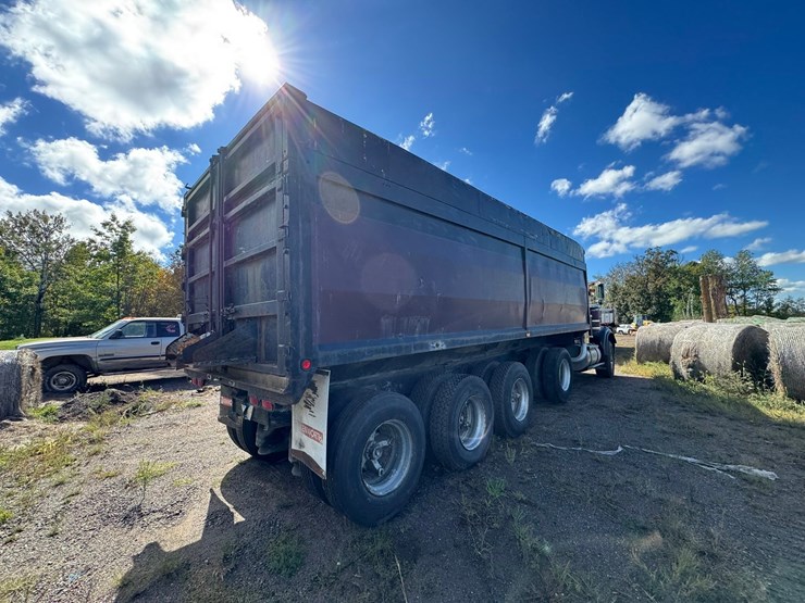 1981-kenworth-w900-image-5