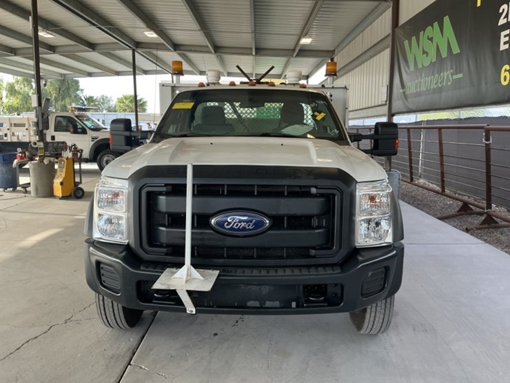 2013-ford-f550-image-3