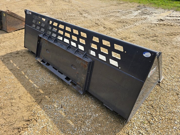 #9676-•-2019-ffc-96"-high-capacity-bucket-image-5