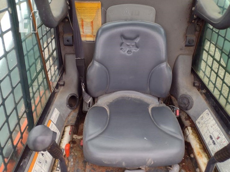 2008-bobcat-s250-image-12