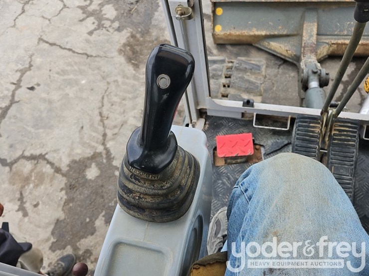 2008-neuson-8003-image-39