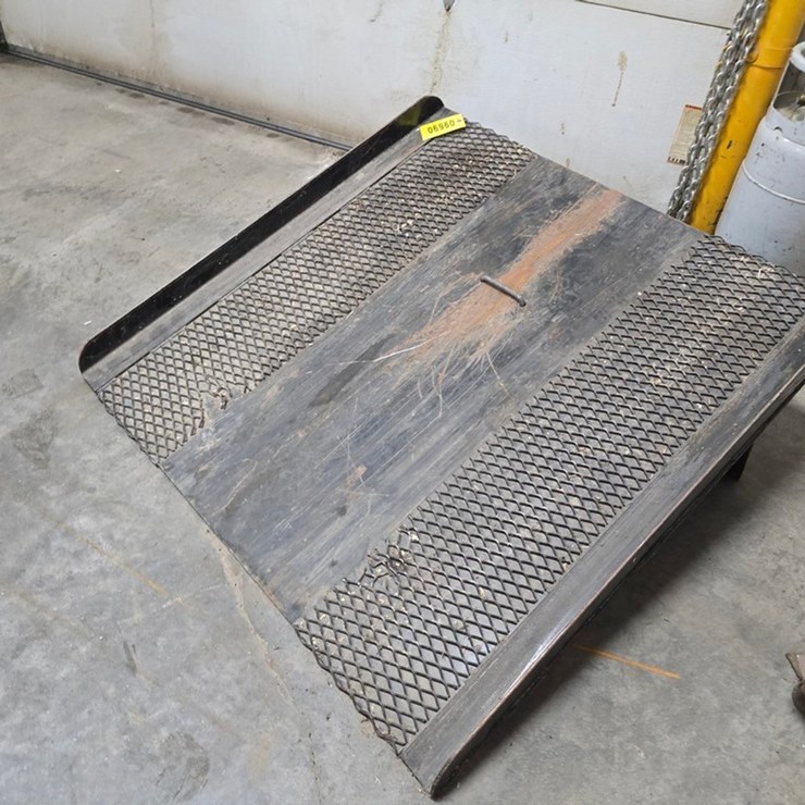 #9690 • 4'x4' Dock Plate