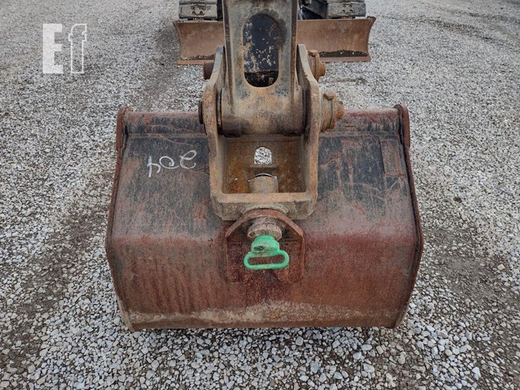2018-deere-85g-image-24