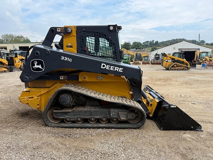 2024-deere-331g-image-5