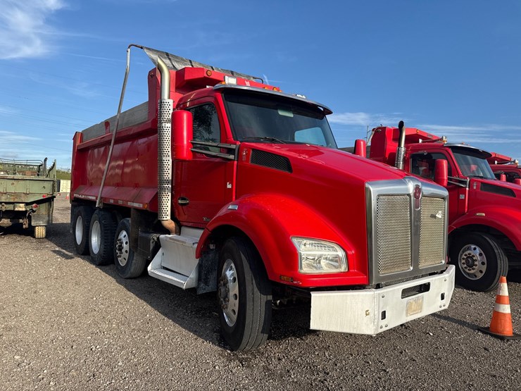 2015-kenworth-t880-image-3