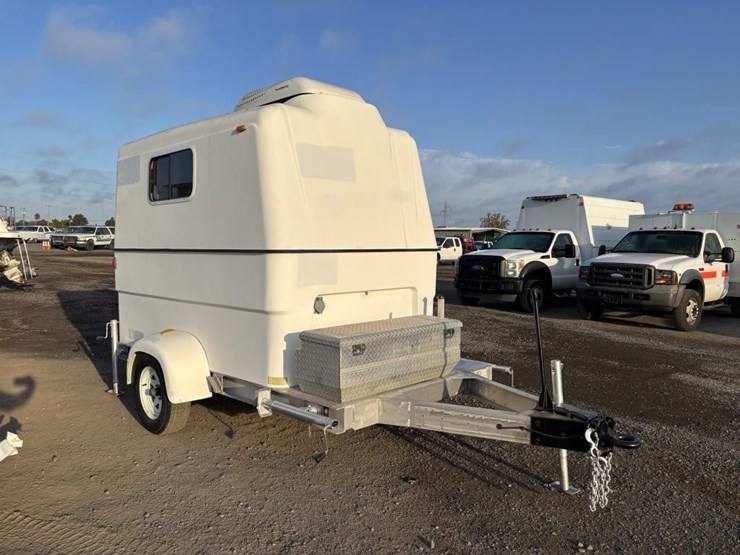 2007-pelsue-p0datt-005-s/a-office-trailer-image-2