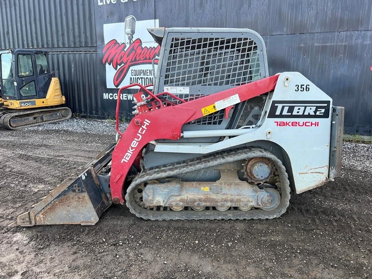 2020-takeuchi-tl8-image-3