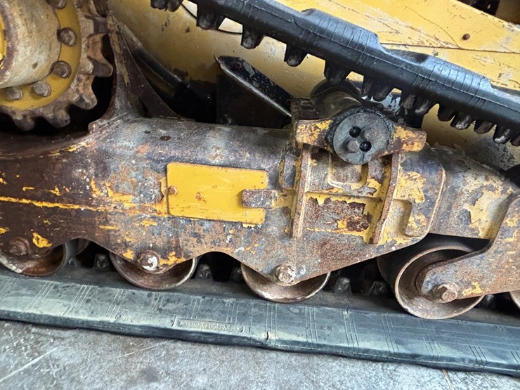 caterpillar-259d-image-22