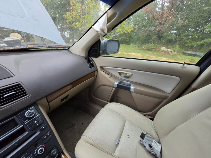 2008-volvo-xc90-image-34