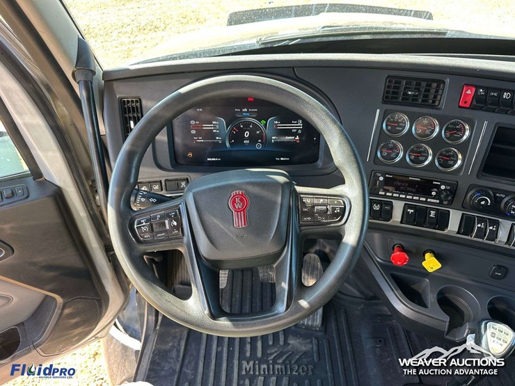 kenworth-t880-image-14