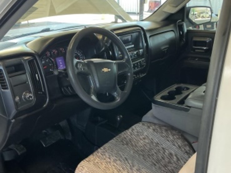 2017-chevrolet-silverado-1500-image-21