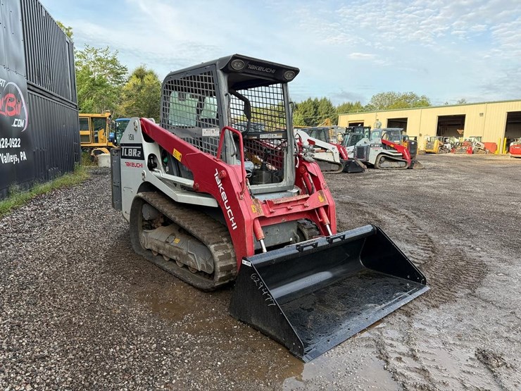2020-takeuchi-tl8-image-6