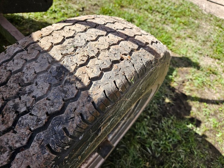 #8702-•-towable-log-splitter-image-27