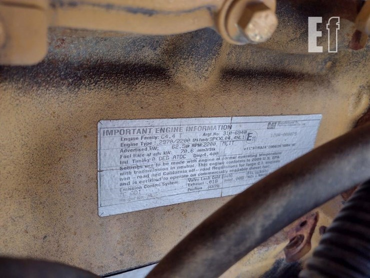 2011-caterpillar-th255-image-30
