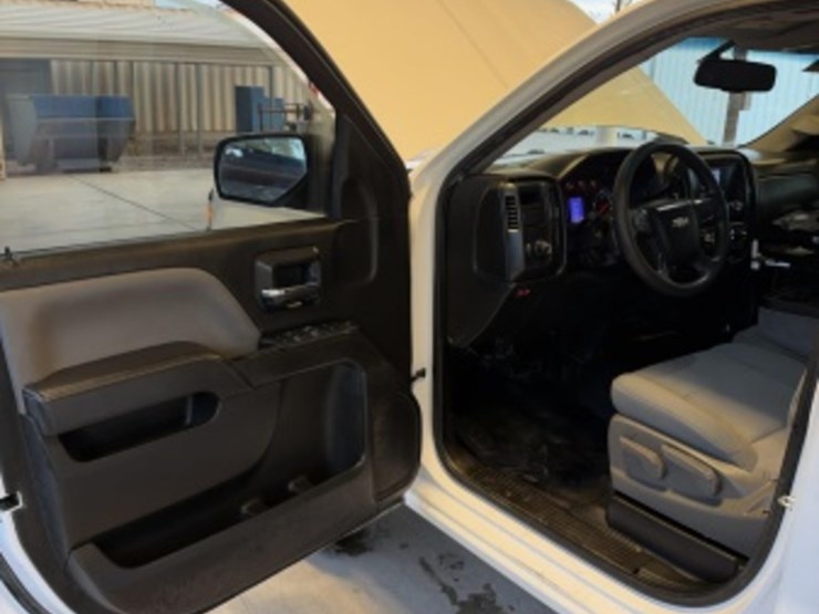 2014-chevrolet-silverado-1500-image-22